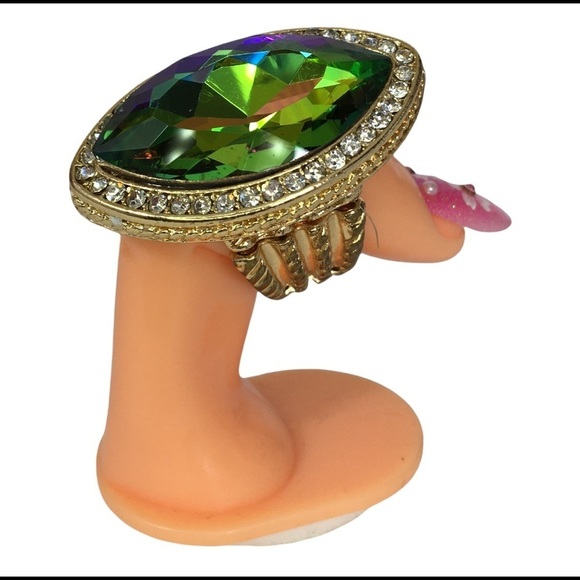 LARGE cocktail ring multi colored iridescent stone &  rhinestones - Picture 4 of 7